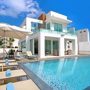 https://villa-melina.protaras-cy-hotels.com